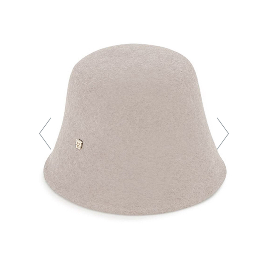 SNIDEL(スナイデル)の《未使用品》SNIDEL ウールバケハ レディースの帽子(キャップ)の商品写真