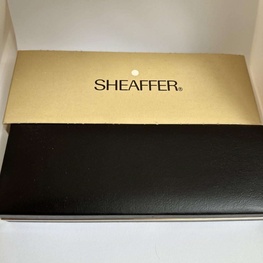 SHEAFFER(シェーファー)のSHEAFFER シェーファー　タルガ　万年筆　ケース付 インテリア/住まい/日用品の文房具(ペン/マーカー)の商品写真