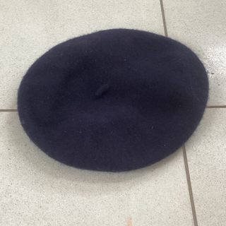 シンプル　ベレー帽　ネイビー(ハンチング/ベレー帽)