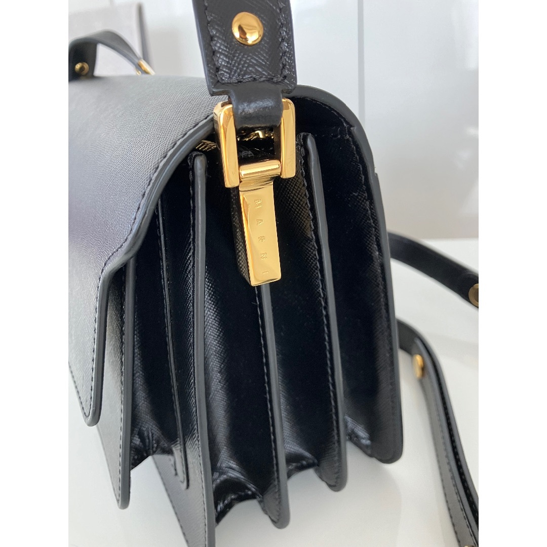 美】MARNI マルニ トランク ショルダーバッグ 美】MARNI マルニ トランク ショルダーバッグ