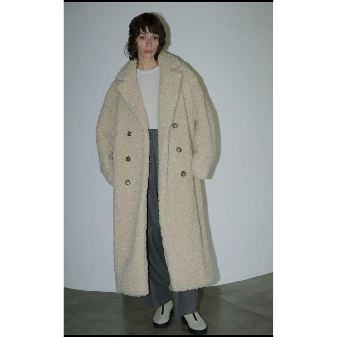 CLANE(クラネ)のclane double long boa coat 2サイズ　クラネ　 レディースのジャケット/アウター(ロングコート)の商品写真