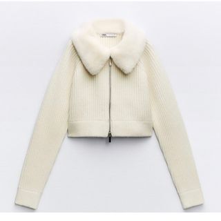 ザラ(ZARA)の●新品タグ付き● ZARA  フェイクファーカラーニットセーター M(ニット/セーター)