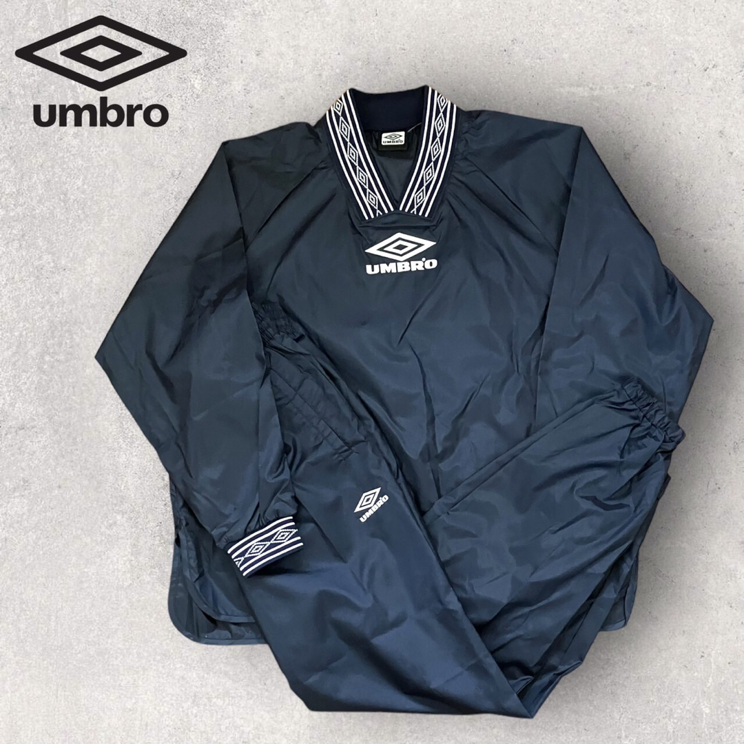 UMBRO(アンブロ)のレア　90s アンブロ　プルオーバーナイロンジャケット　パンツ　セットアップ メンズのジャケット/アウター(ナイロンジャケット)の商品写真