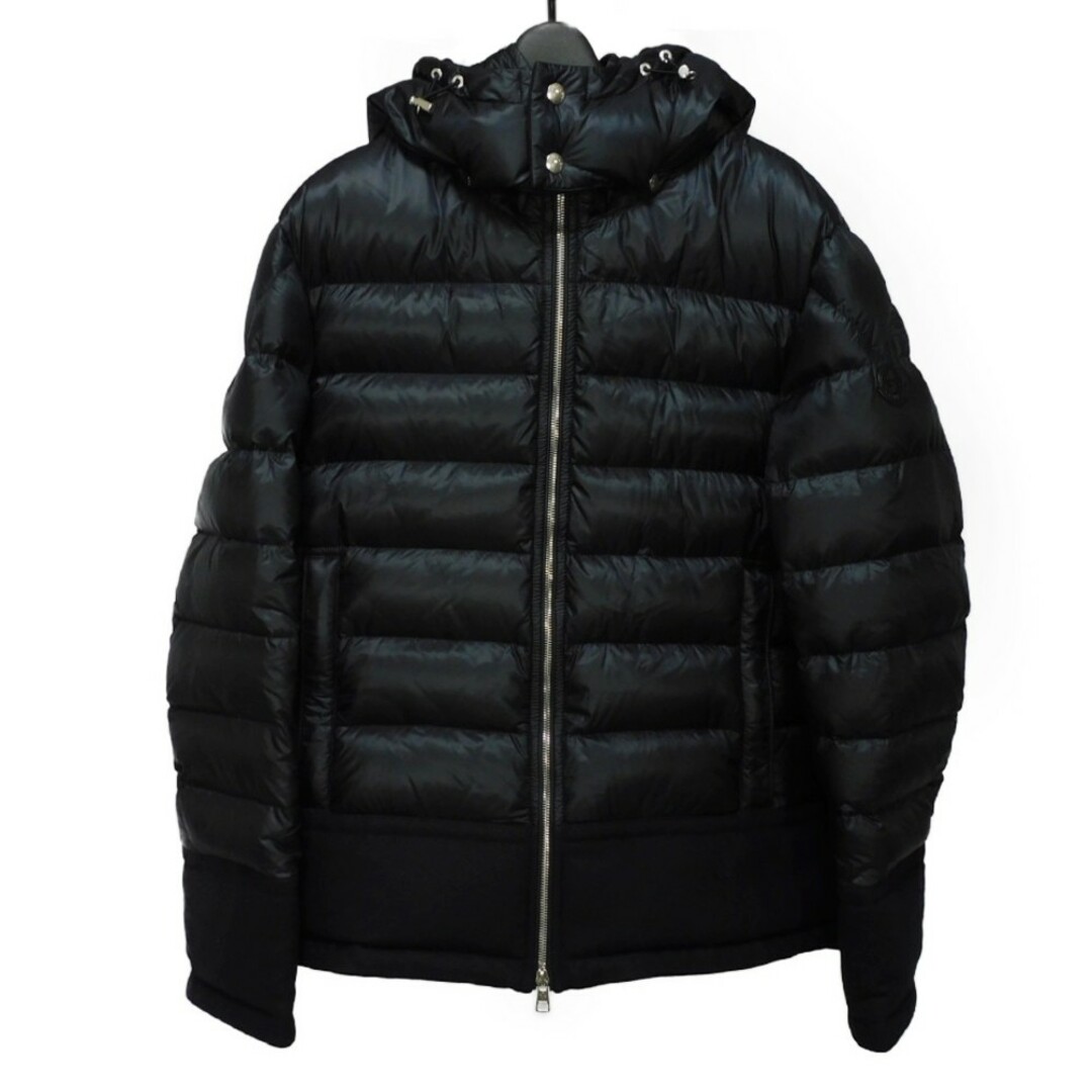 MONCLER(モンクレール)のMONCLER モンクレール リム ダウン パーカー 5 フーディ レザーワッペン フード取り外し可能 ナイロン ウール 切替 RIOM DOWN HOODIE ダウンジャケット 4185685 メンズのジャケット/アウター(ダウンジャケット)の商品写真