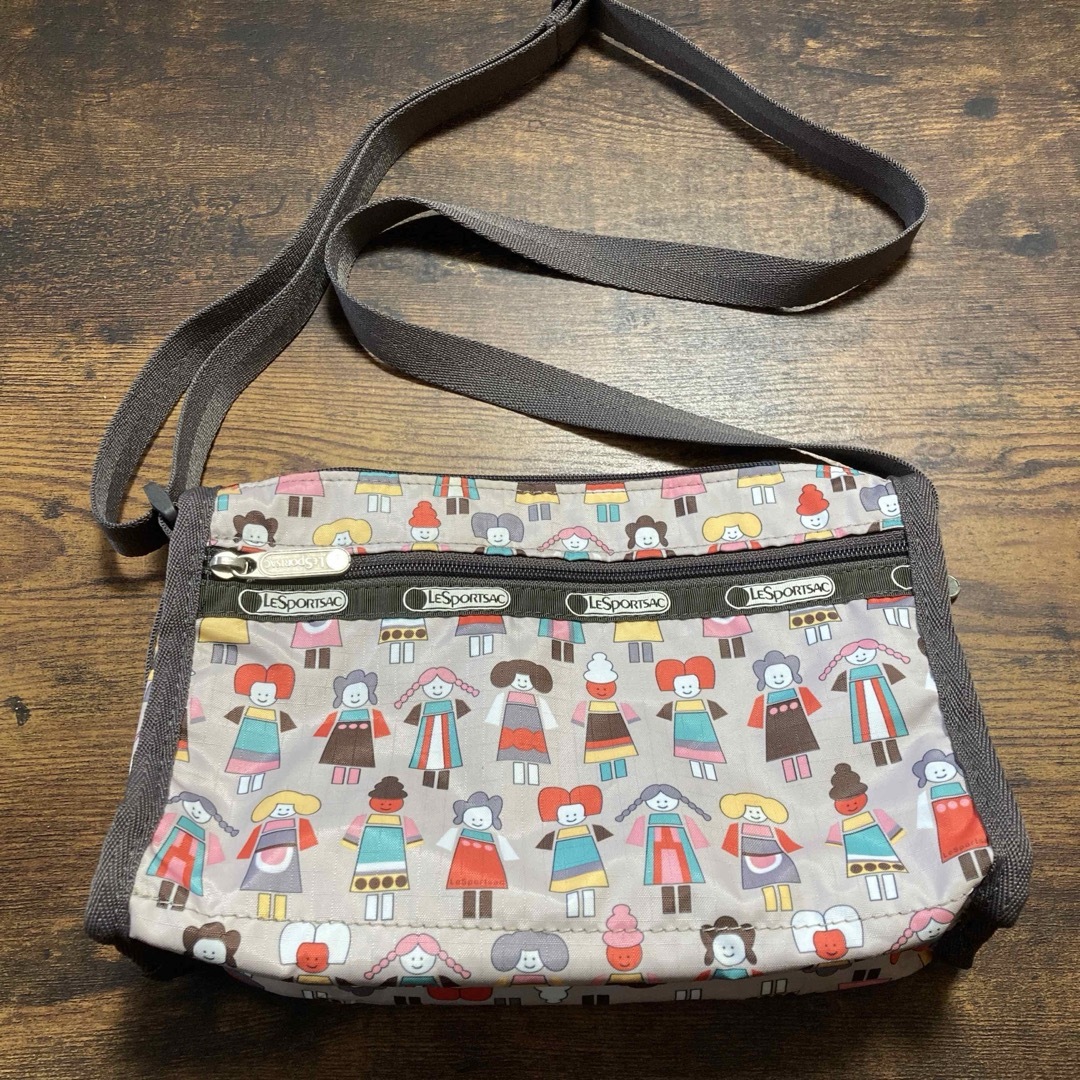 LeSportsac(レスポートサック)のLesportsac ショルダーバッグ レディースのバッグ(ショルダーバッグ)の商品写真