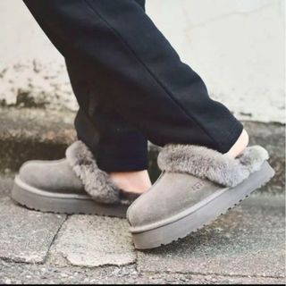 UGG - UGG×Telfar 限定 コラボ ミニバッグ 限定完売商品 UGG