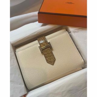 エルメス(Hermes)の極美品★レア★エルメスHERMES ベアンコンビネタッチ　アリゲータークロコ(財布)