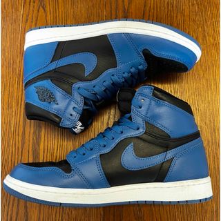 ジョーダン(Jordan Brand（NIKE）)のAIR JORDAN 1レトロHIGH OGダークマリーナブルー(スニーカー)