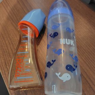 プラスチック製哺乳瓶2本（NUK/Betta）(哺乳ビン)