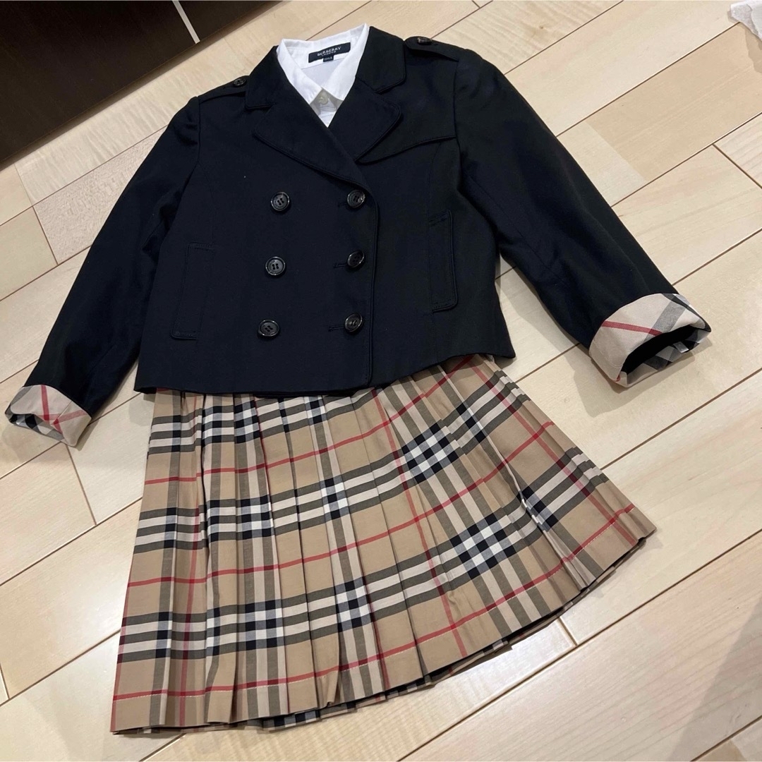 BURBERRY(バーバリー)の♡発表会　結婚式　入学式　卒園式 フォーマル ♡ キッズ/ベビー/マタニティのキッズ服女の子用(90cm~)(ドレス/フォーマル)の商品写真