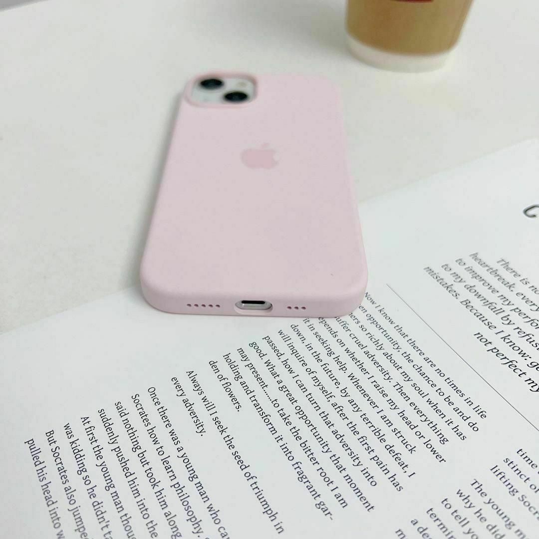 【新品】純正互換品iPhone 14 pro　シリコンケース　チョークピンク スマホ/家電/カメラのスマホアクセサリー(iPhoneケース)の商品写真