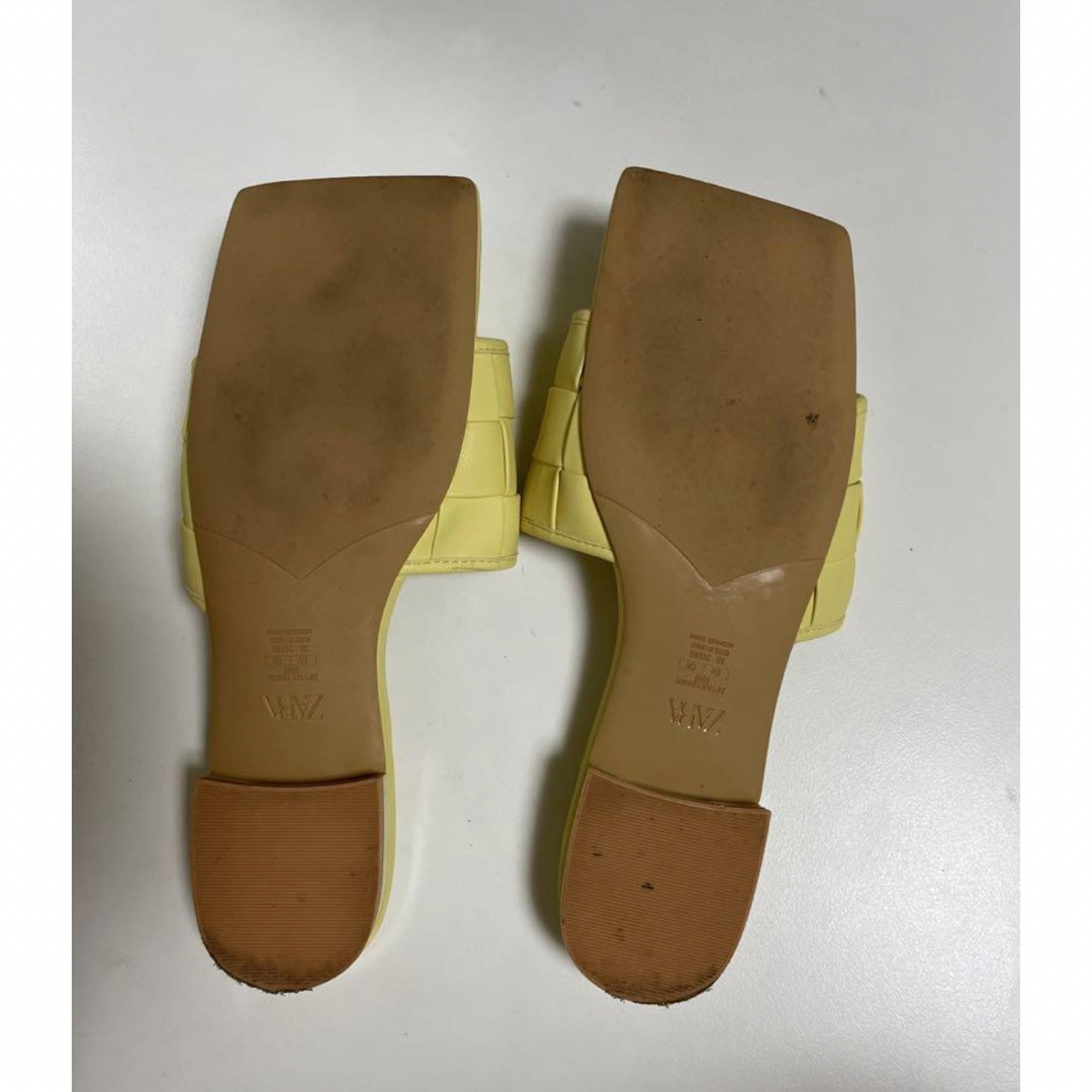 ZARA(ザラ)のZARA サンダル イエロー ザラ レディースの靴/シューズ(サンダル)の商品写真