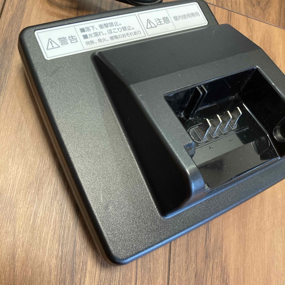パナソニック電動自転車充電器 NKJ075Z 野暮ったく パナソニック電動自転車充電器 NKJ075Z 野暮ったく