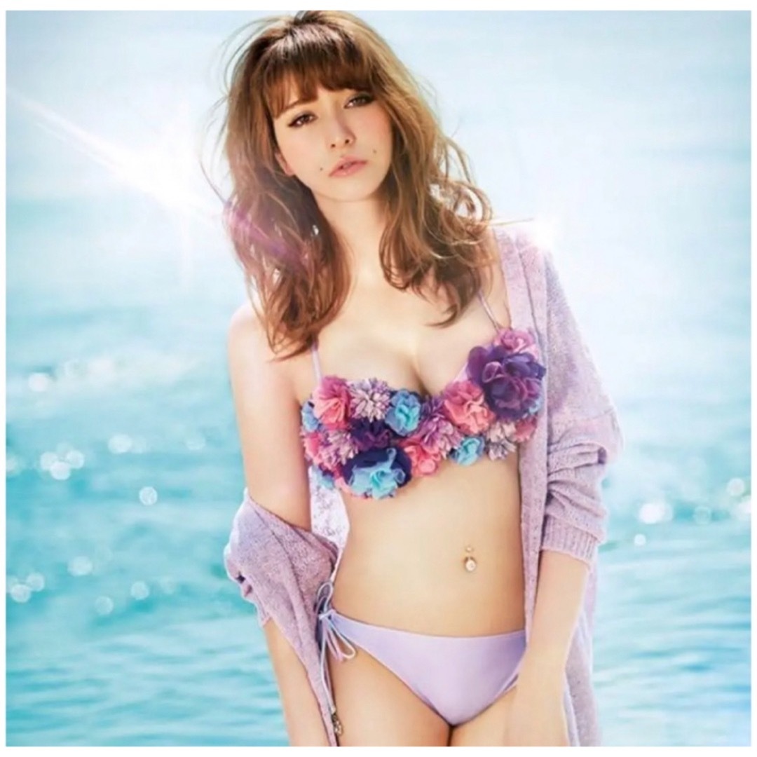 Rady(レディー)のrady ♡ リアルリゾートフラワー 水着 レディースの水着/浴衣(水着)の商品写真