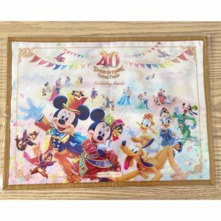 ディズニー(Disney)の[新品未使用]ディズニーランド40周年 スーベニアランチョンマット(キャラクターグッズ)