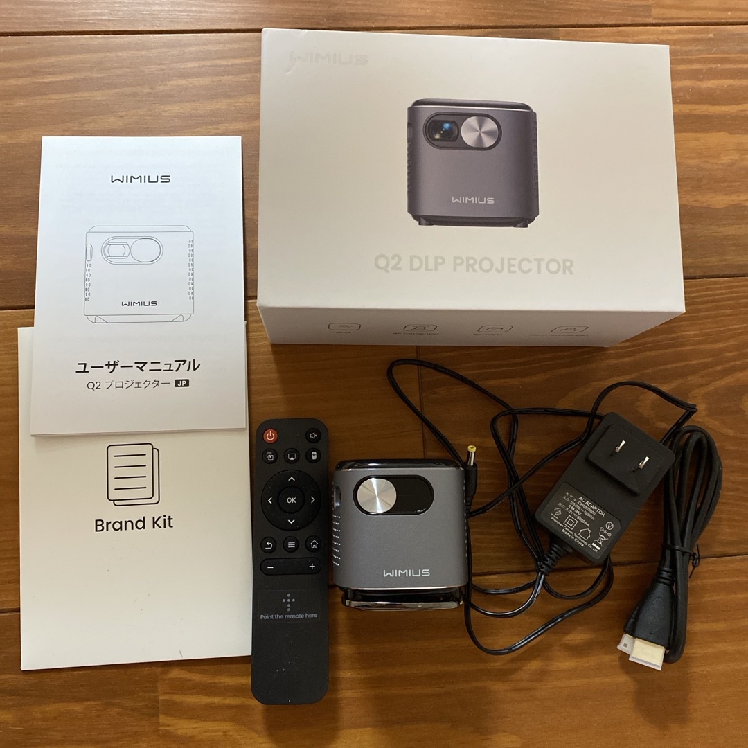 WiMiUS Q2プロジェクター小型 スマホ/家電/カメラのテレビ/映像機器(プロジェクター)の商品写真