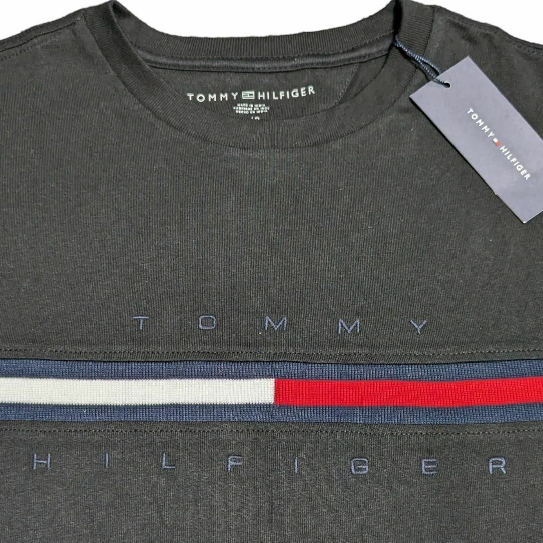 TOMMY HILFIGER(トミーヒルフィガー)の新品トミーヒルフィガー 刺繍フラッグロゴ 半袖Tシャツ Sサイズ メンズのトップス(Tシャツ/カットソー(半袖/袖なし))の商品写真