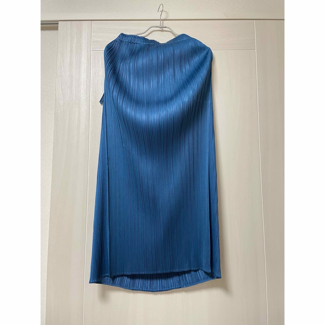 PLEATS PLEASE ISSEY MIYAKE(プリーツプリーズイッセイミヤケ)の新品　プリーツプリーズ  pleats 2月新作  JAM ジャム　スカート　青 レディースのスカート(ロングスカート)の商品写真