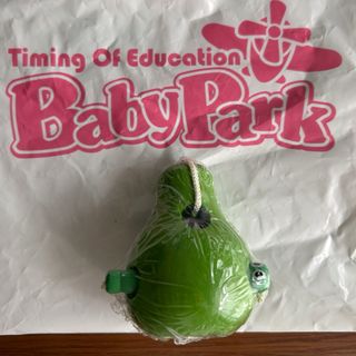 Babypark ベビーパーク　洋梨ひも通し(知育玩具)