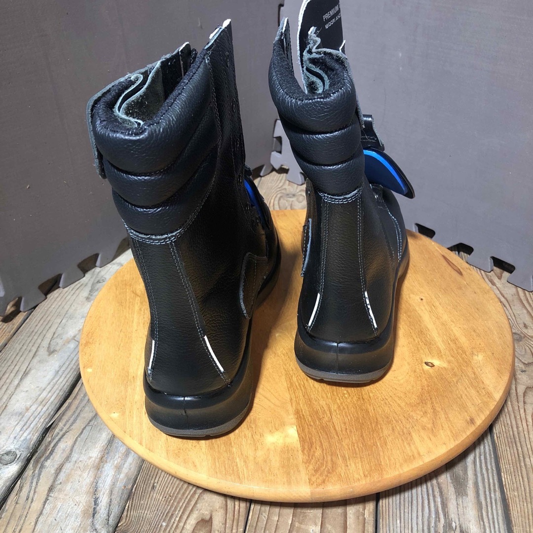 ミドリ安全(ミドリアンゼン)のミドリ安全　安全靴　PRM230F 26cm メンズの靴/シューズ(ブーツ)の商品写真