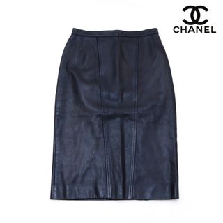 シャネル(CHANEL)のシャネル CHANEL ココマークボタン 本革レザー ミドル丈 シンプル 裏地シルク　サイズ40  1990年 スカート(その他)