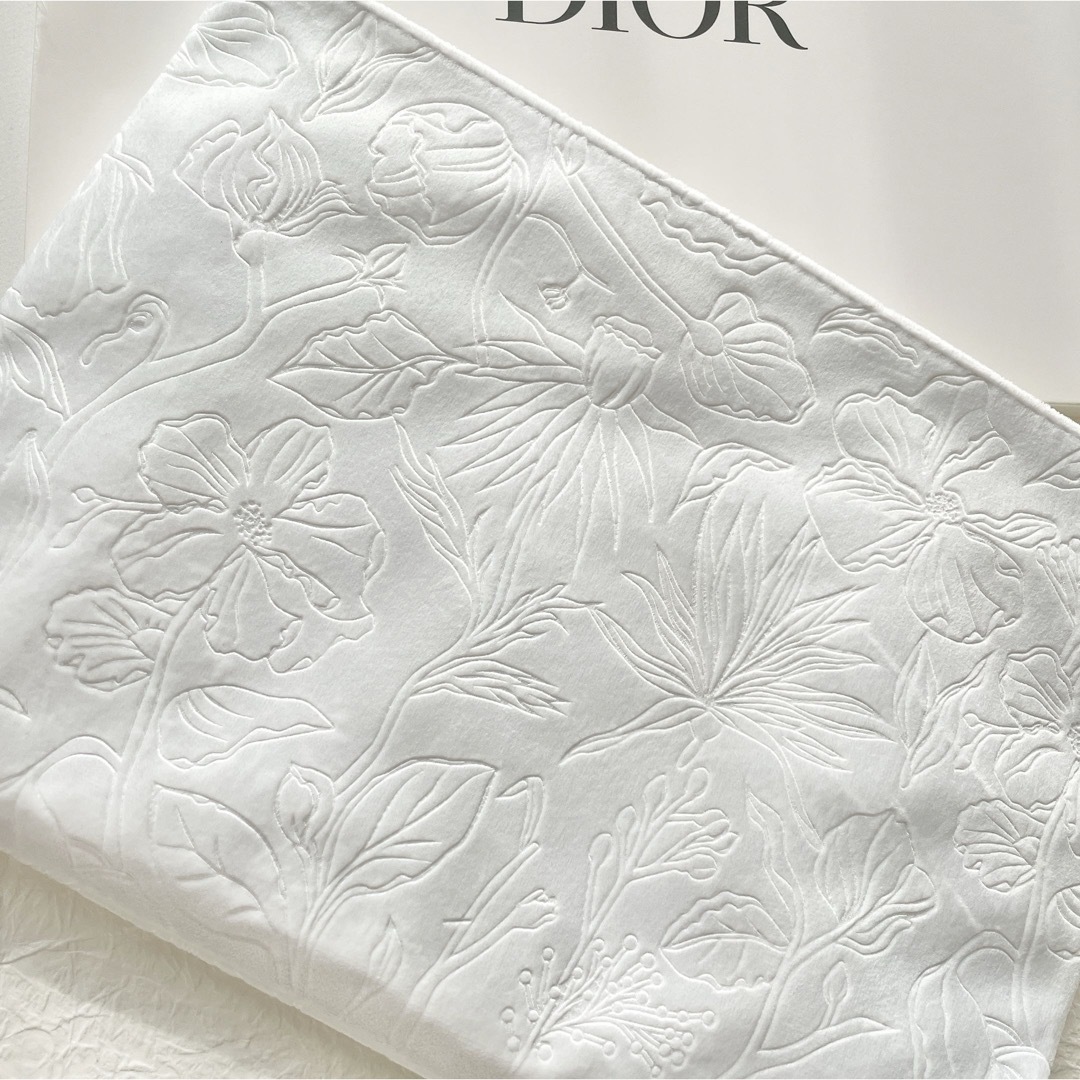 Dior(ディオール)のディオール ポーチ 新品未使用品 レディースのファッション小物(ポーチ)の商品写真