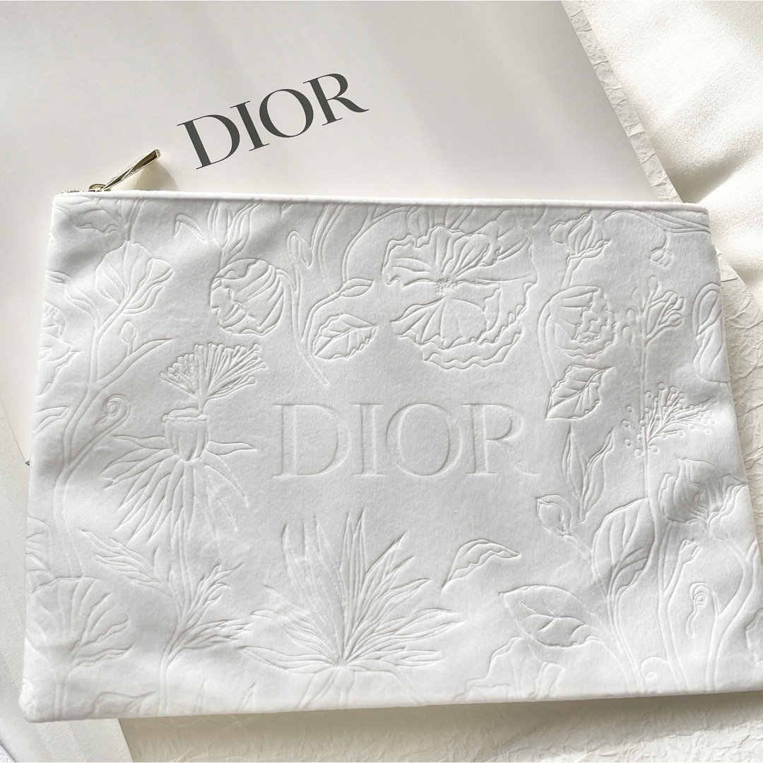 Dior(ディオール)のディオール ポーチ 新品未使用品 レディースのファッション小物(ポーチ)の商品写真