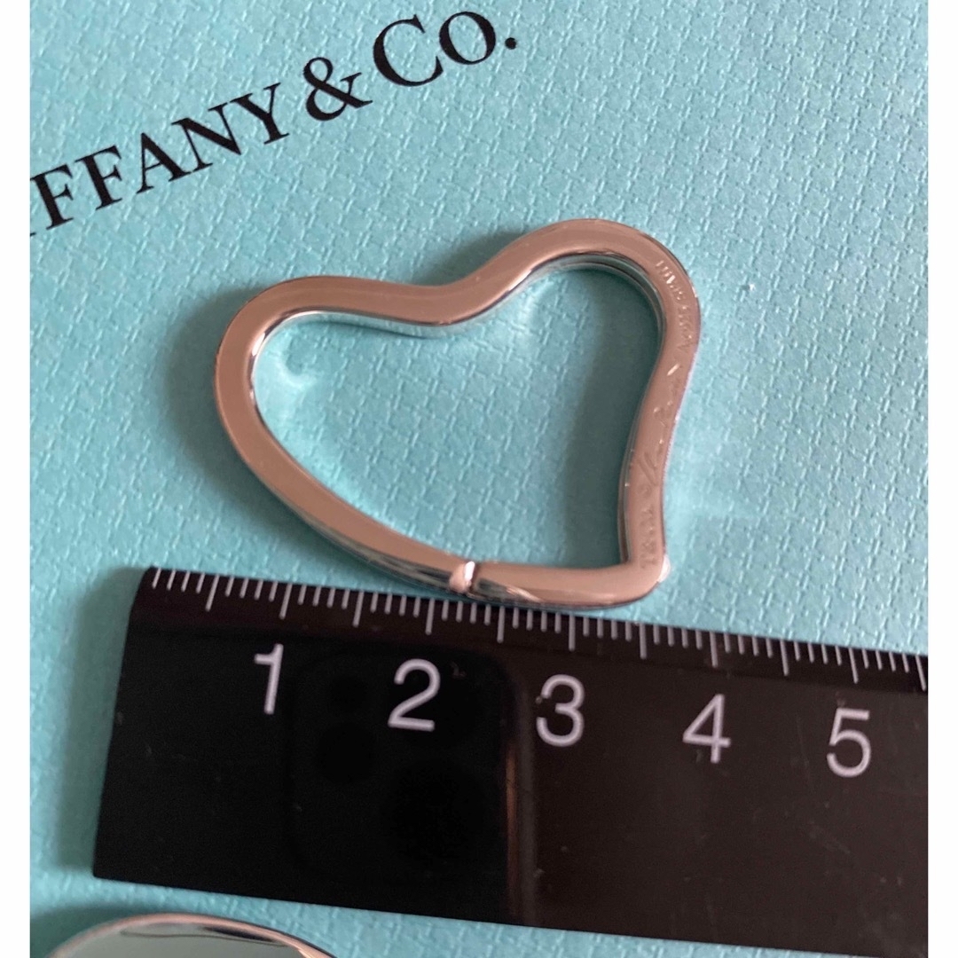 Tiffany & Co.(ティファニー)のTiffany ハート キーリング、オーバル ペントップ レディースのファッション小物(キーホルダー)の商品写真