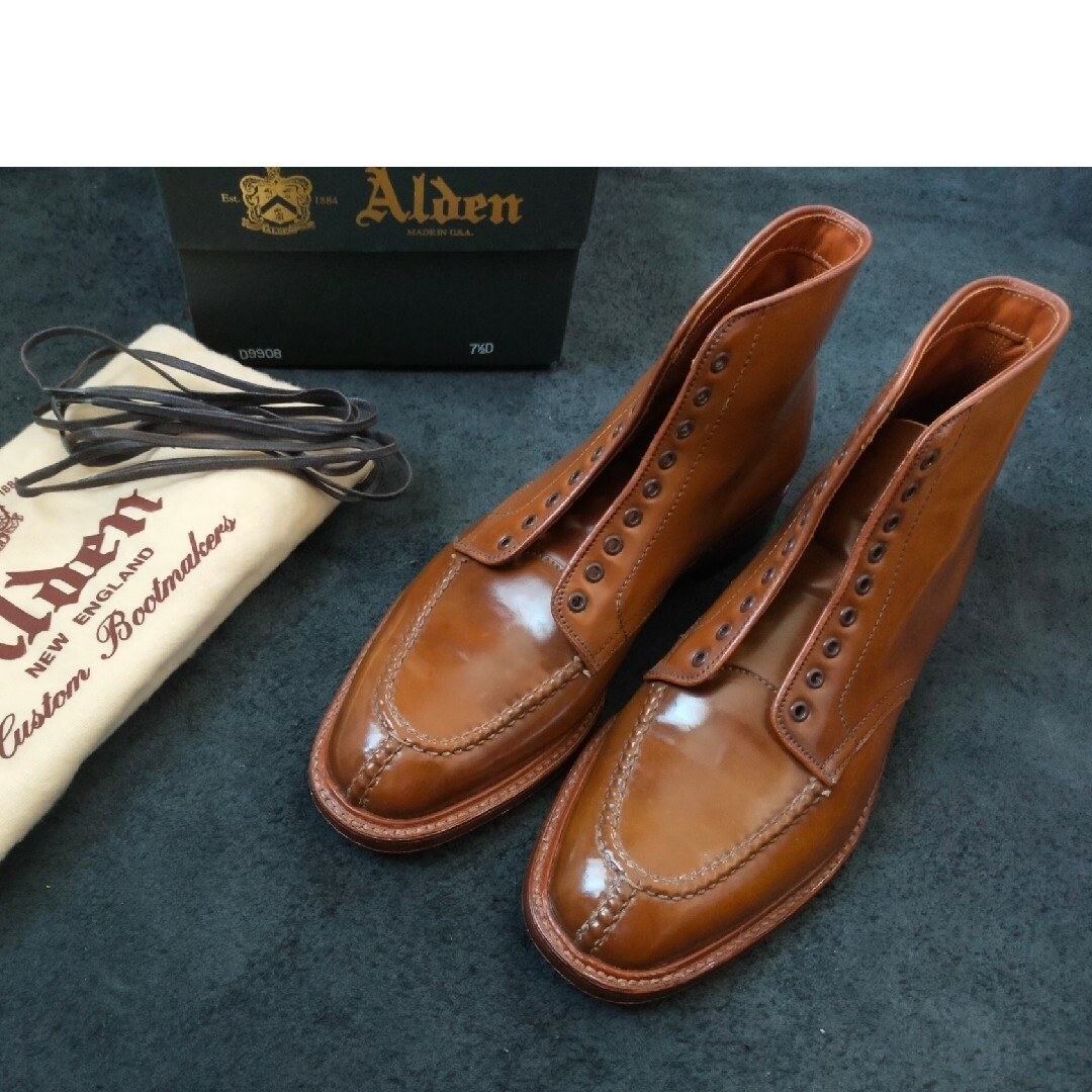 Alden(オールデン)の極上品　Alden　whisky cordvan size7.5D　D9908 メンズの靴/シューズ(ブーツ)の商品写真