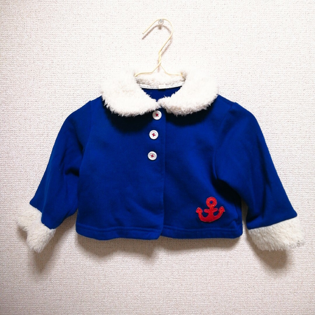 西松屋(ニシマツヤ)の碇ワッペンつきファーアウター♪80size♪blue キッズ/ベビー/マタニティのベビー服(~85cm)(ジャケット/コート)の商品写真