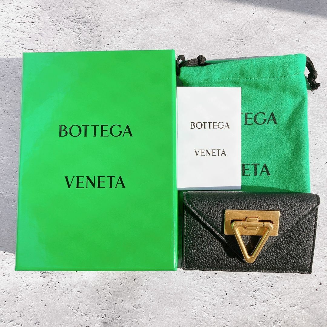 Bottega Veneta(ボッテガヴェネタ)の国内定価71,500円 BOTTEGA VENETA レザーケース 在庫一点のみ レディースのファッション小物(名刺入れ/定期入れ)の商品写真