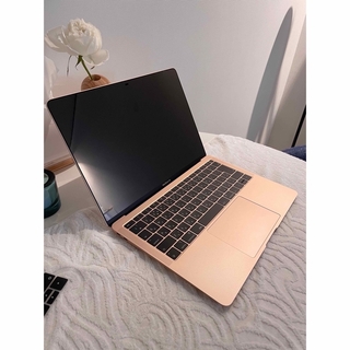 アップル(Apple)の【美品】MacBook Air Ratina,13-inch,2019 ゴールド(ノートPC)
