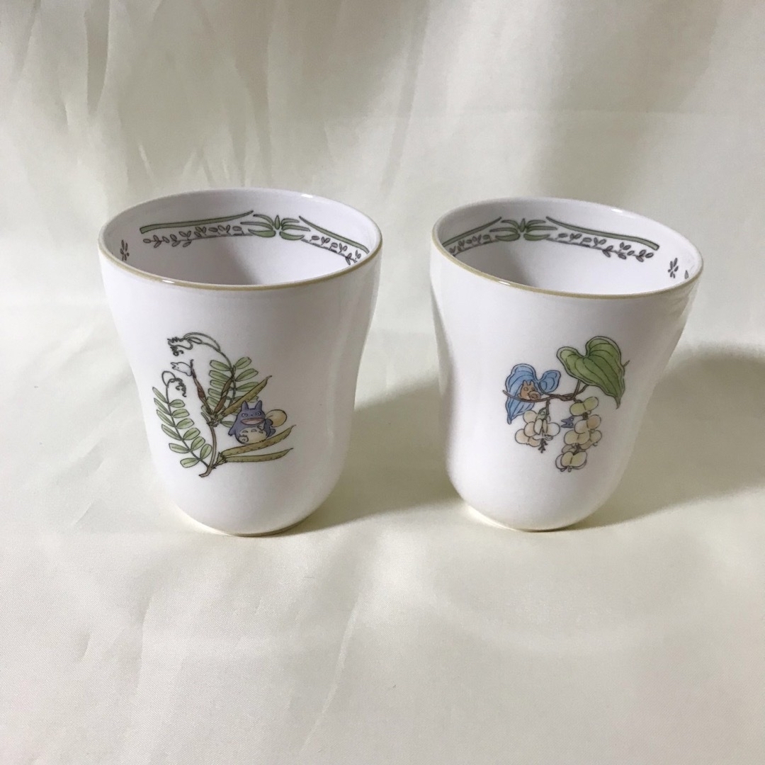 Noritake(ノリタケ)のトトロ　湯呑み　湯飲み　湯のみ　ノリタケ　となりのトトロ　2個　セット　未使用品 インテリア/住まい/日用品のキッチン/食器(食器)の商品写真