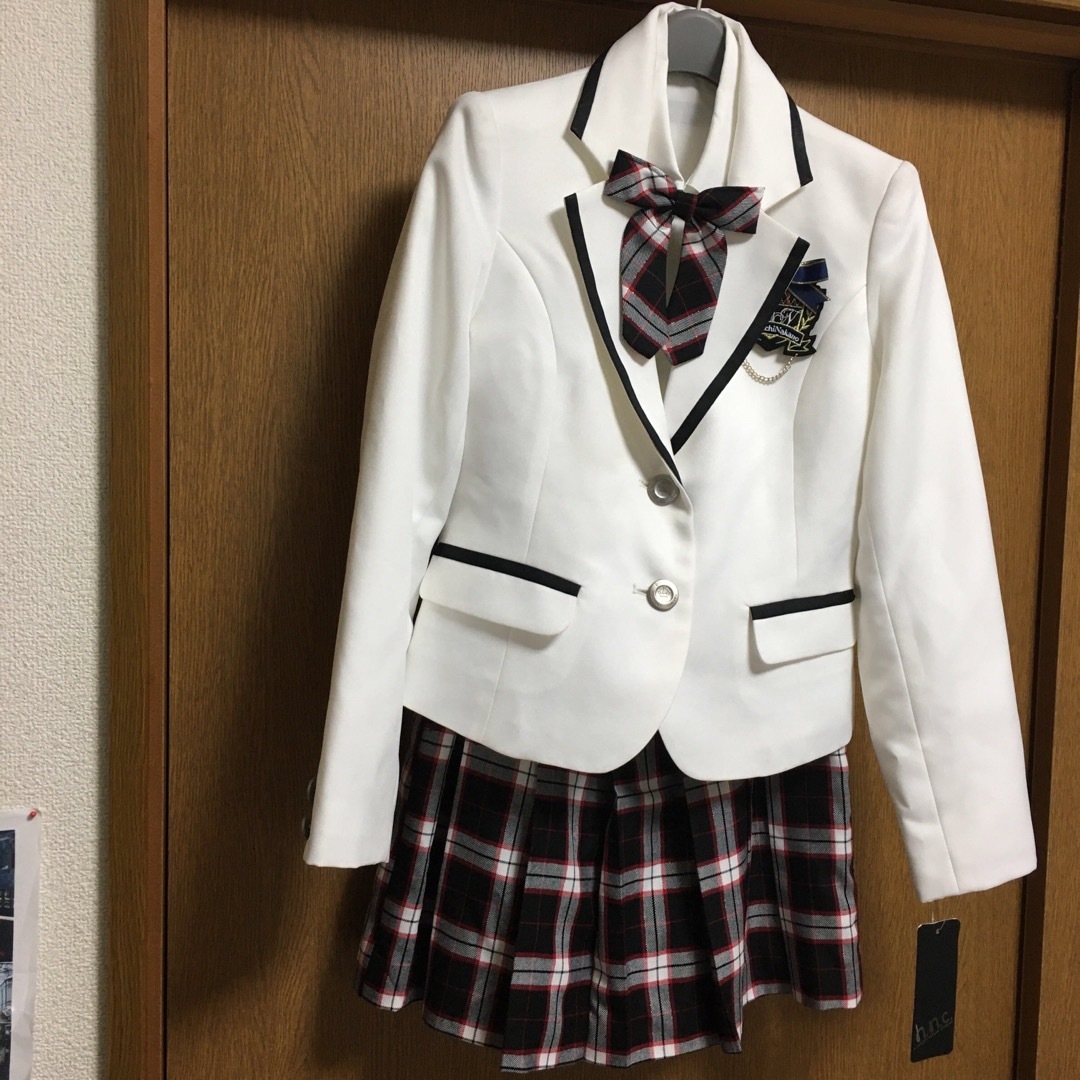 HIROMICHI NAKANO(ヒロミチナカノ)のスーツ 150cm キッズ/ベビー/マタニティのキッズ服女の子用(90cm~)(ドレス/フォーマル)の商品写真