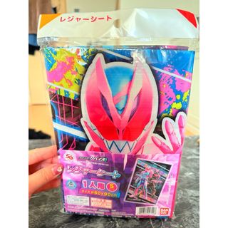 バンダイ(BANDAI)の仮面ライダーリバイス★レジャーシート(弁当用品)