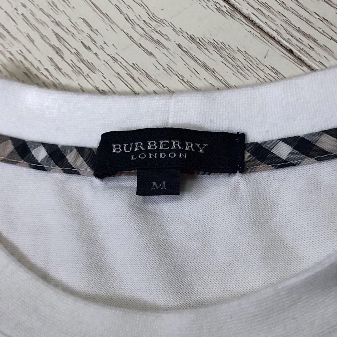 BURBERRY(バーバリー)のBURBERRY Tシャツ Mサイズ メンズのトップス(Tシャツ/カットソー(半袖/袖なし))の商品写真