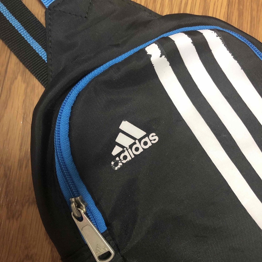 adidas(アディダス)のadidas 進研ゼミ　ワンショルダーバッグ　小学生 キッズ/ベビー/マタニティのこども用バッグ(その他)の商品写真