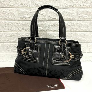 コーチ(COACH)の★美品★COACHショルダーバック ブラック シグネチャー柄 保存袋付(ショルダーバッグ)