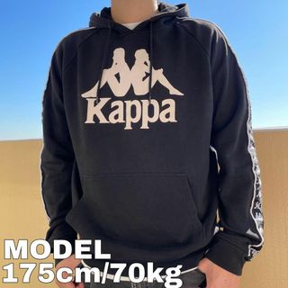 カッパ(Kappa)のKappa カッパ 袖ロゴパーカー プリント XL ブラック 黒 ホワイト 白(スウェット)