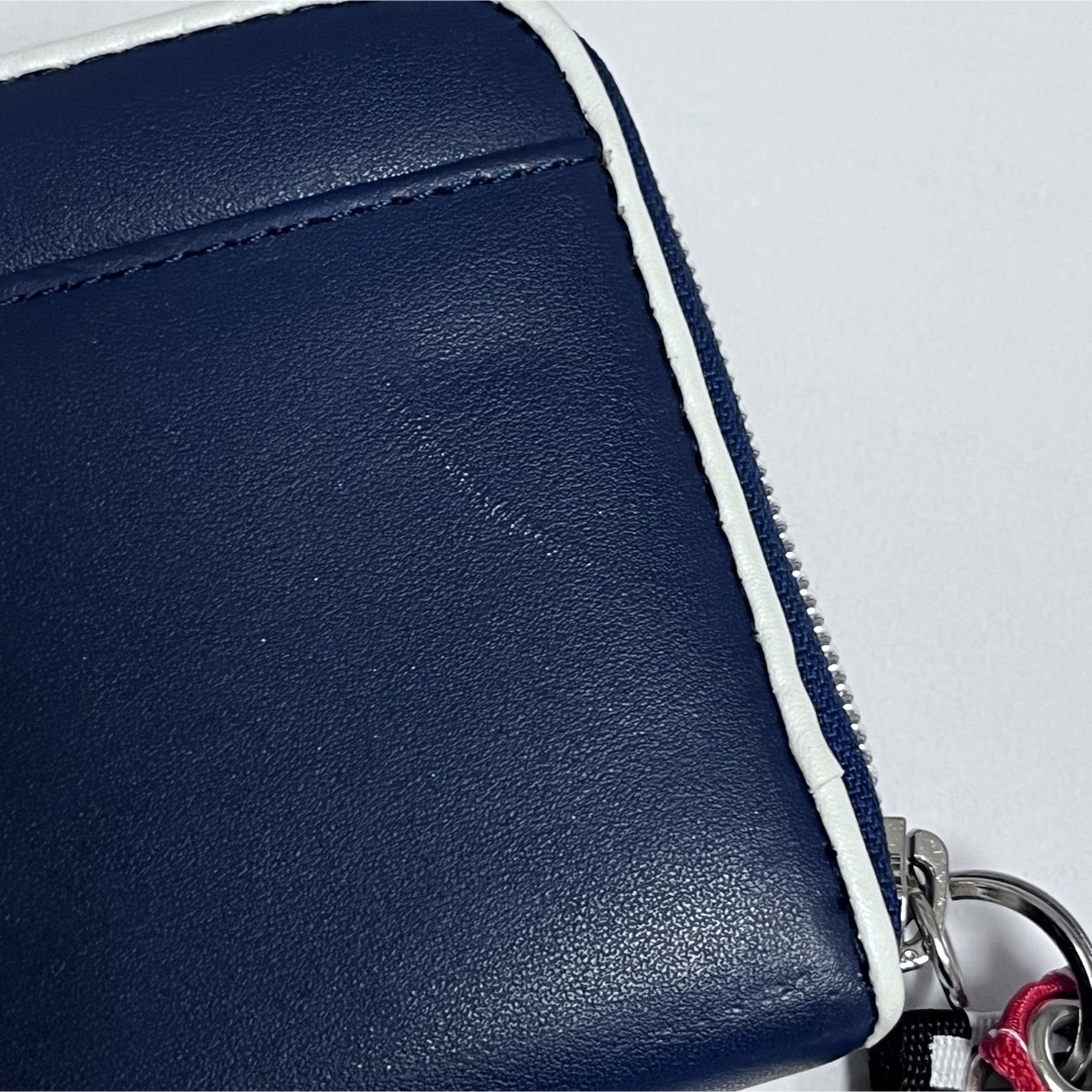 英語　ロゴ　長財布　お財布　シンプル　大人っぽい　 レディースのファッション小物(財布)の商品写真