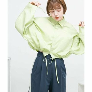 ケービーエフ(KBF)の【LIME GREEN】ダブルドロストギャザースリーブシャツ(シャツ/ブラウス(長袖/七分))