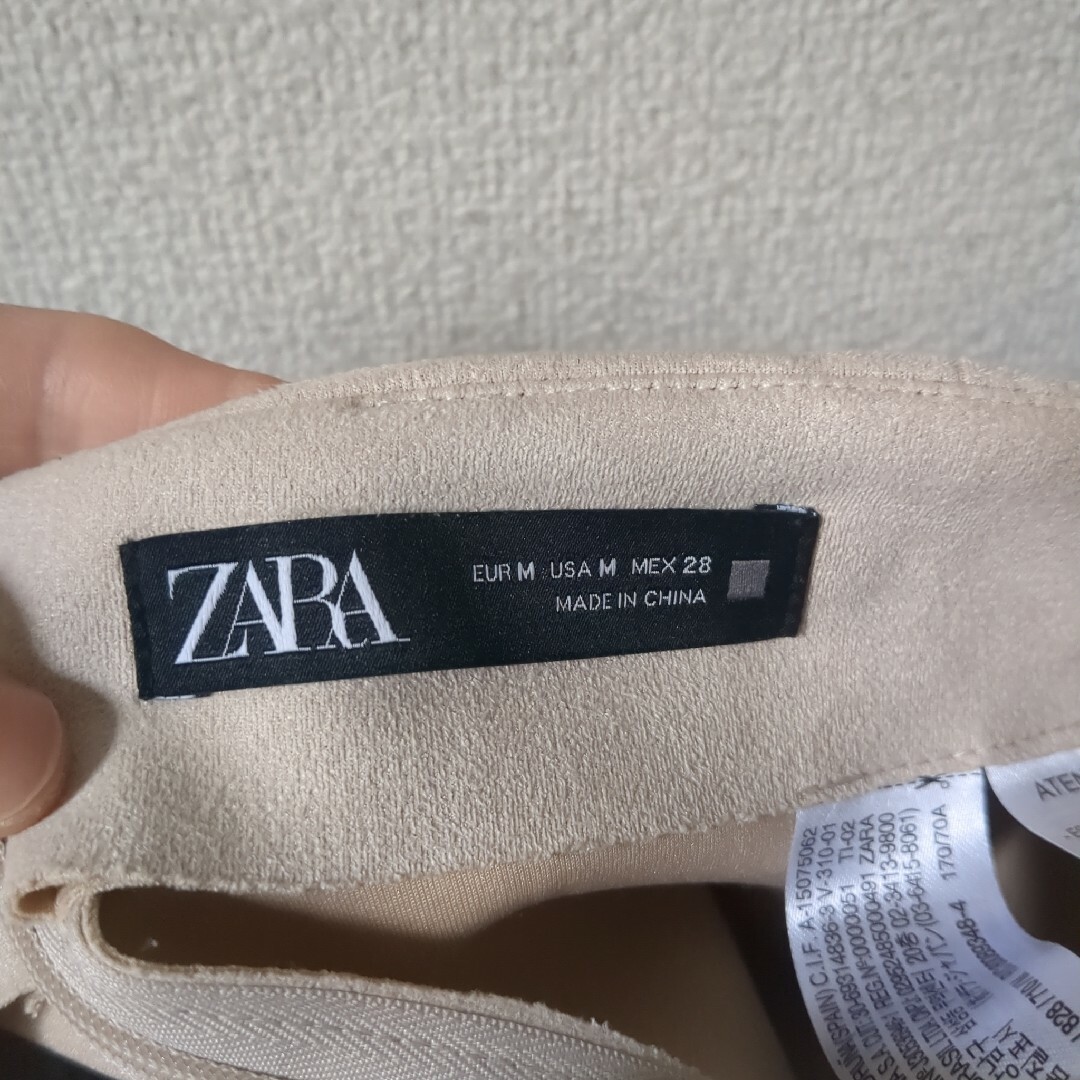 ZARA(ザラ)のZARA　フェイクスエード　前スリット　スカート レディースのスカート(ロングスカート)の商品写真