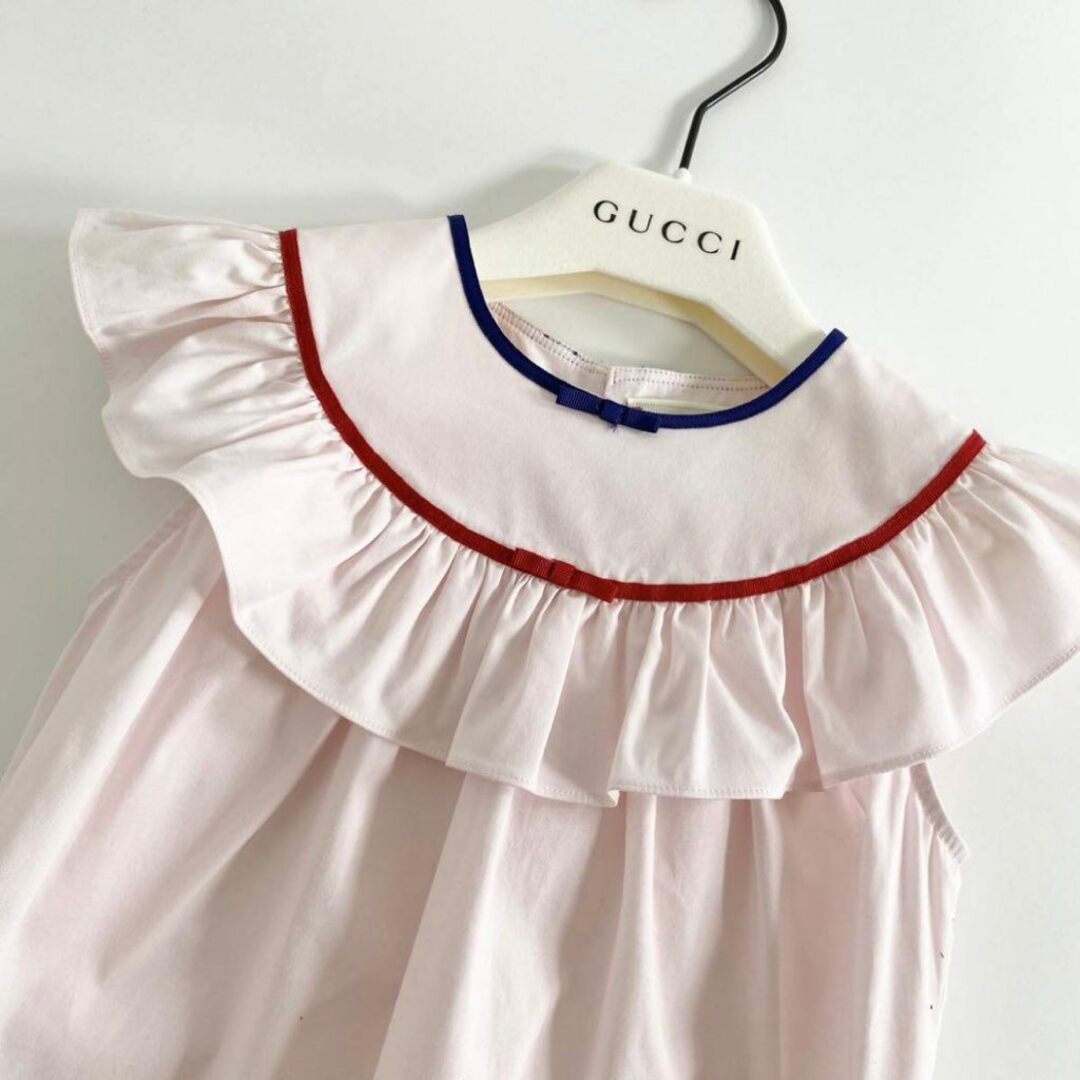 Gucci(グッチ)の51i18 GUCCI グッチ ノースリーブワンピース 24 80cm相当 ピンク キッズ 子供服 ベビー服 女の子 チュニック 春夏 ハンガー付 イタリア製 キッズ/ベビー/マタニティのベビー服(~85cm)(ワンピース)の商品写真