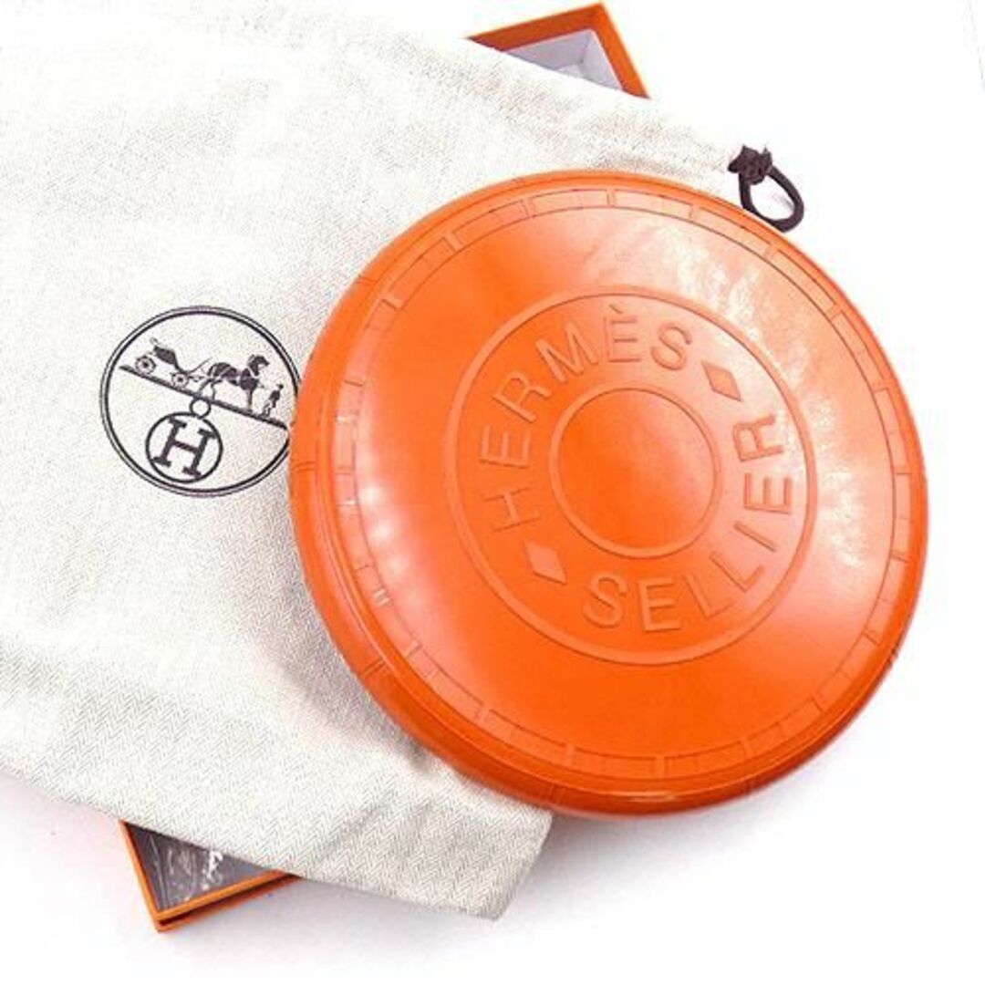 Hermes(エルメス)の美品 エルメス フリスビー HERMES プラスチック 犬用 ドッグ用 ウフ セリエ 23cm フー オレンジ H800544E JJS04832 スポーツ/アウトドアのスポーツ/アウトドア その他(その他)の商品写真