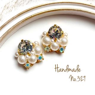 329.ピアス/イヤリング(ピアス)