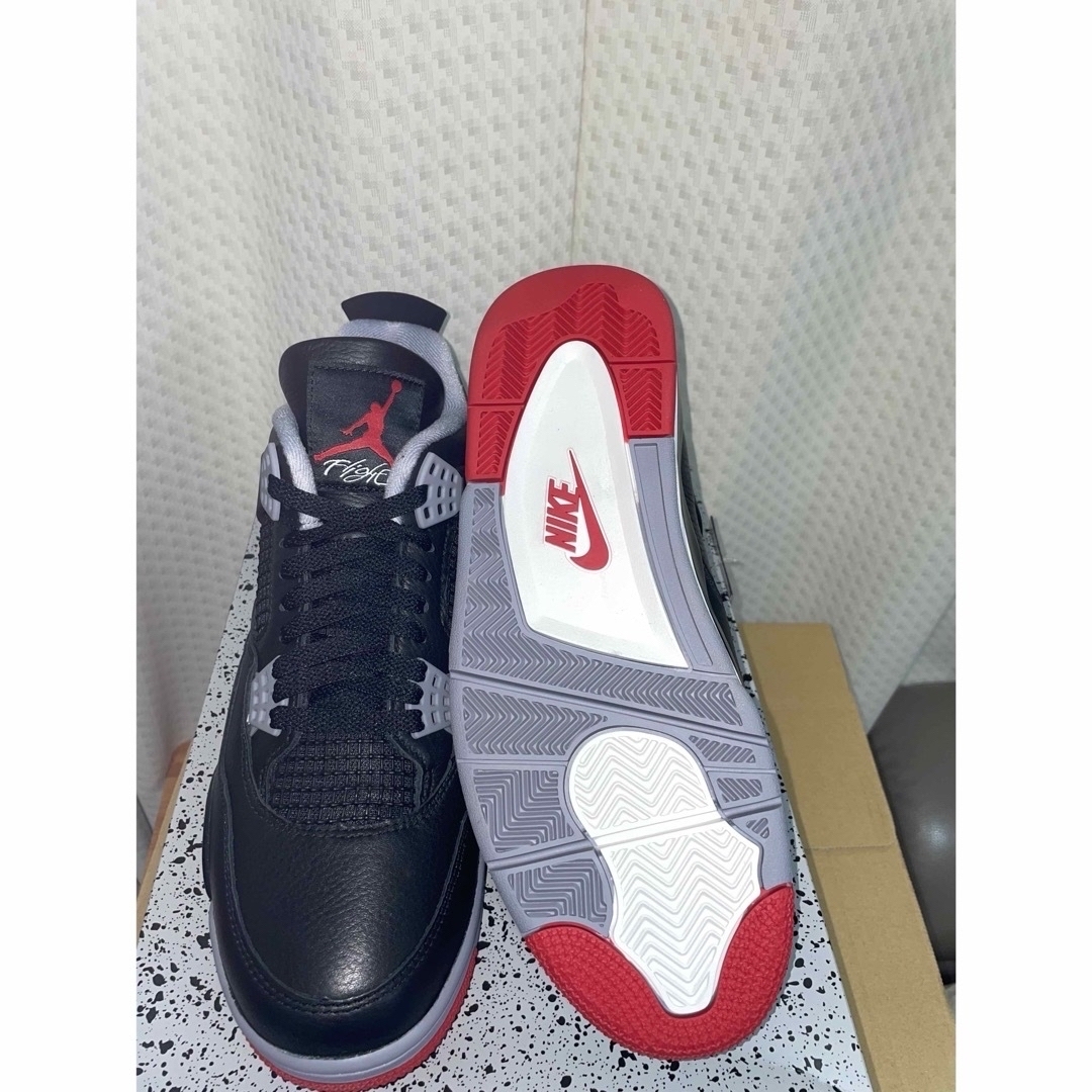 NIKE(ナイキ)のNike AirJordan4Retro Bred Reimagined28.5 メンズの靴/シューズ(スニーカー)の商品写真