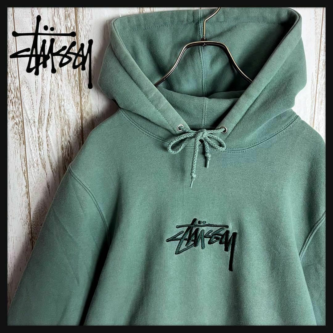 STUSSY - 【最高デザイン】ステューシー☆センター刺繍ロゴ パーカー