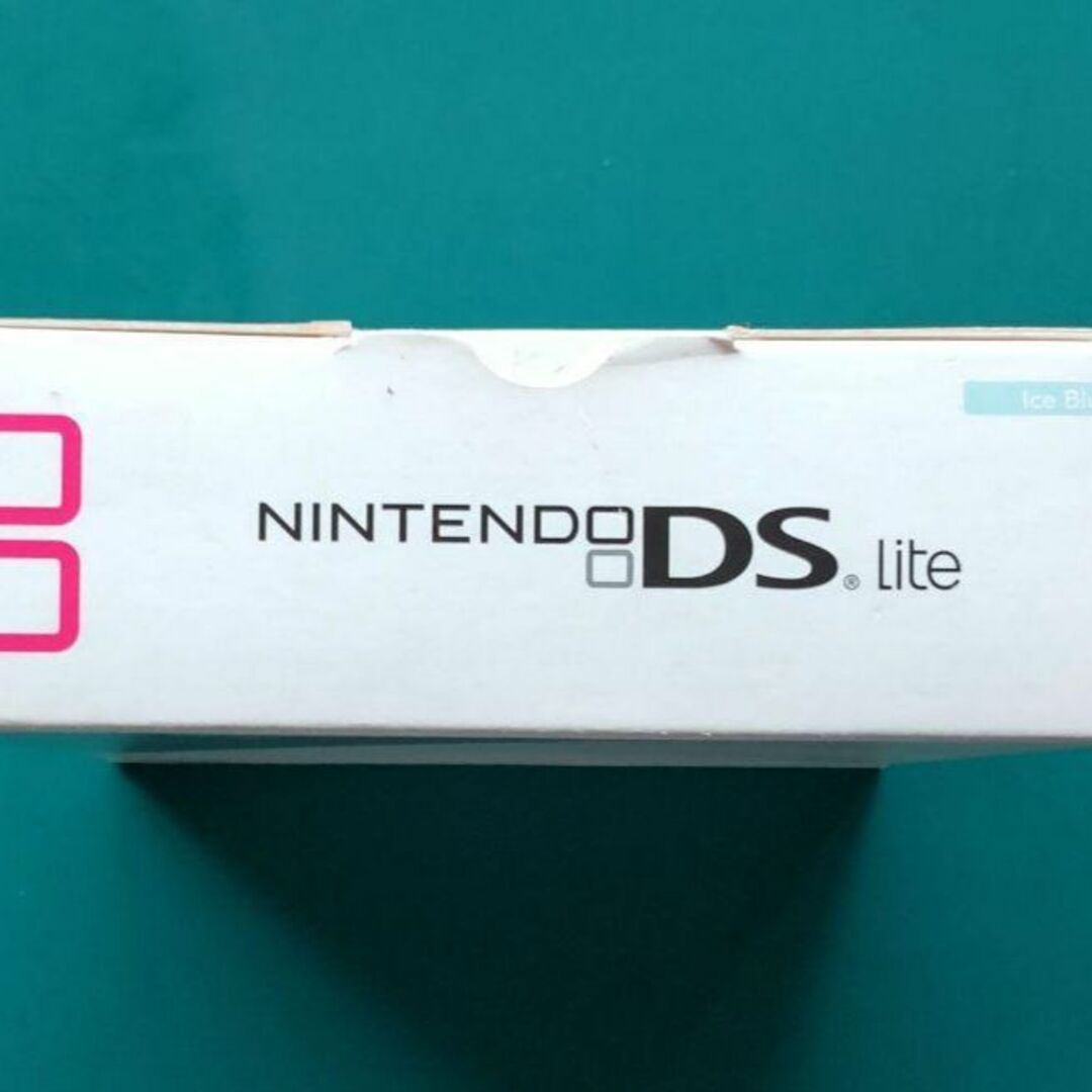 任天堂(ニンテンドウ)の【中古・良品】ニンテンドーDS Lite Ice Blue 箱付欠品あり⑥ エンタメ/ホビーのゲームソフト/ゲーム機本体(携帯用ゲーム機本体)の商品写真