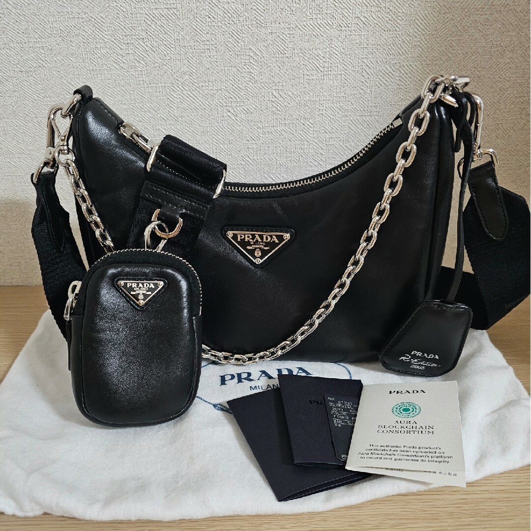 正規品 PRADA プラダ ナッパレザーショルダーバッグ