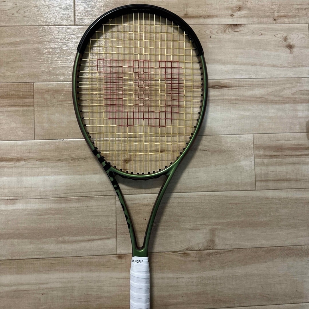 wilson(ウィルソン)のBLADE98 18×20 V8.0 G3 スポーツ/アウトドアのテニス(ラケット)の商品写真